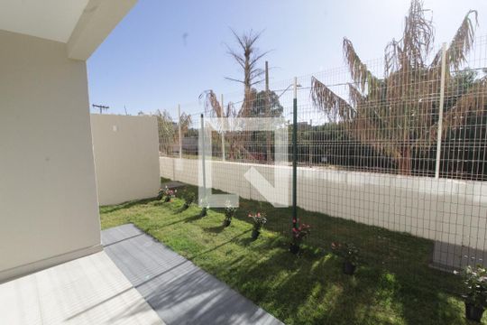 Jardim privado de apartamento para alugar com 2 quartos, 72m² em Jaraguá, Uberlândia