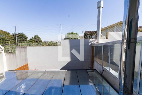 Vista do Quarto 1 de casa de condomínio para alugar com 3 quartos, 164m² em Jardim das Américas, Curitiba