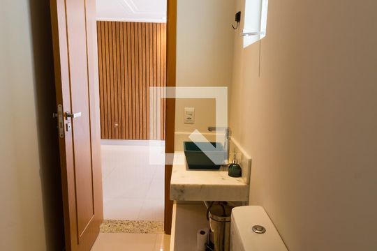 Lavabo de casa de condomínio para alugar com 3 quartos, 164m² em Jardim das Américas, Curitiba