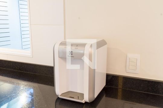 Cozinha - filtro de casa de condomínio para alugar com 3 quartos, 164m² em Jardim das Américas, Curitiba