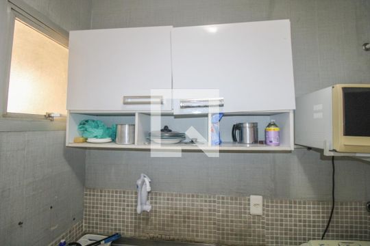 Cozinha de apartamento para alugar com 1 quarto, 45m² em Bosque, Campinas