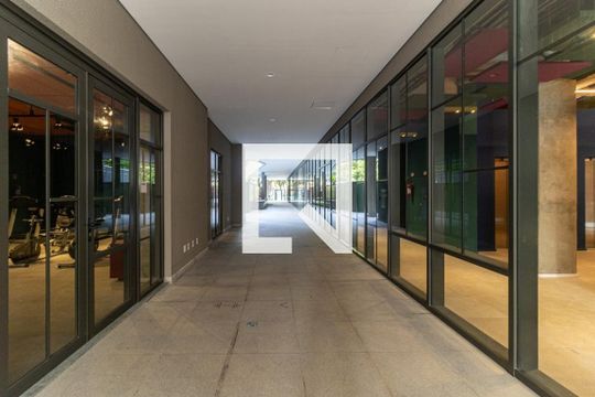 Hall de Entrada de kitnet/studio para alugar com 1 quarto, 24m² em Santa Efigênia, São Paulo
