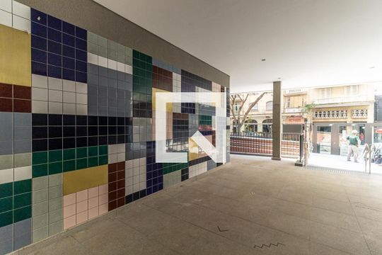 Hall de Entrada de kitnet/studio para alugar com 1 quarto, 24m² em Santa Efigênia, São Paulo