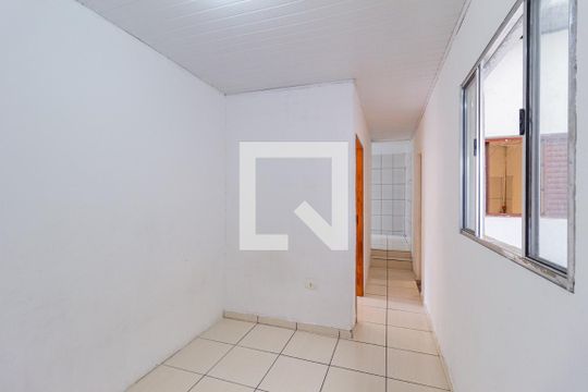 Casa para alugar com 2 quartos, 60m² em Vila Yara, Osasco