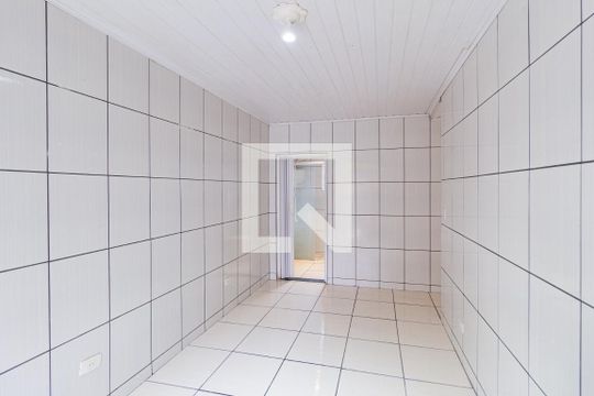 Cozinha de casa para alugar com 2 quartos, 60m² em Vila Yara, Osasco
