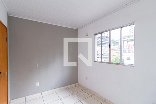 Quarto 1 de casa para alugar com 2 quartos, 60m² em Vila Yara, Osasco