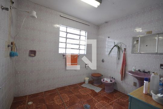 Banheiro de casa à venda com 2 quartos, 310m² em Vila Gustavo, São Paulo