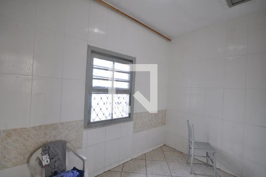 Quarto 2 de casa para alugar com 2 quartos, 310m² em Vila Gustavo, São Paulo