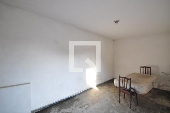 Garagem de casa à venda com 2 quartos, 310m² em Vila Gustavo, São Paulo