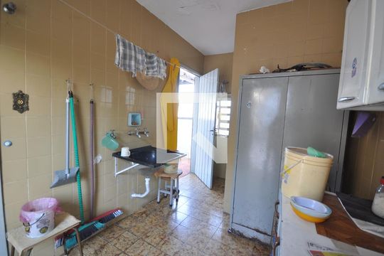 Área de Serviço de casa à venda com 2 quartos, 310m² em Vila Gustavo, São Paulo
