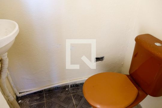 Lavabo de casa para alugar com 2 quartos, 130m² em Vila Yolanda, Osasco