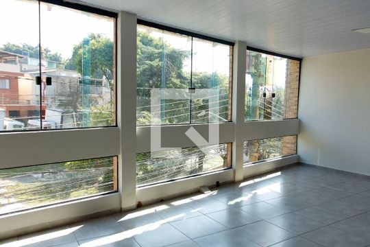 Sacada de casa para alugar com 2 quartos, 130m² em Vila Yolanda, Osasco