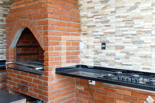 Área comum - Churrasqueira de casa para alugar com 2 quartos, 130m² em Vila Yolanda, Osasco