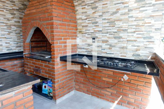 Área comum - Churrasqueira de casa para alugar com 2 quartos, 130m² em Vila Yolanda, Osasco