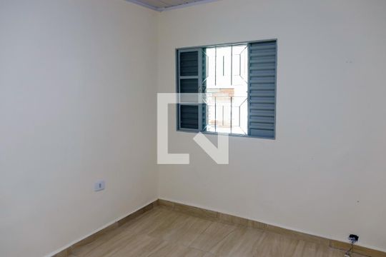 Quarto 2 de casa para alugar com 2 quartos, 130m² em Vila Yolanda, Osasco