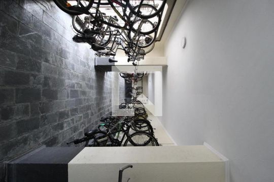 Área Comum - Bicicletário de apartamento à venda com 2 quartos, 98m² em Itaim Bibi, São Paulo