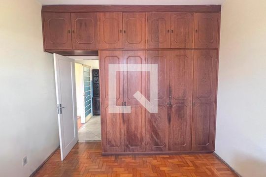 Quarto 2 de casa à venda com 5 quartos, 214m² em União, Belo Horizonte