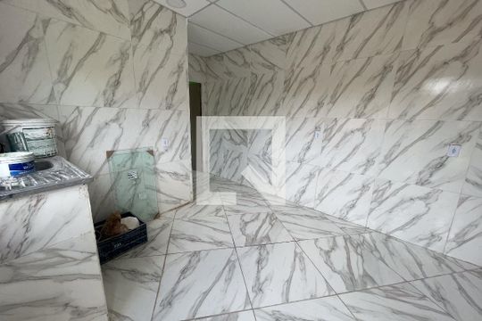 Sala de kitnet/studio para alugar com 1 quarto, 25m² em Jardim Primavera, Duque de Caxias
