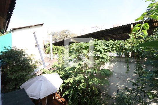 Vista da cozinha de casa para alugar com 2 quartos, 60m² em Pompeia, São Paulo