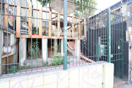 Fachada de casa para alugar com 2 quartos, 60m² em Pompeia, São Paulo