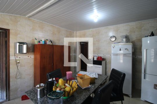 Cozinha de casa à venda com 3 quartos, 300m² em Jardim Santo Antoninho, São Paulo