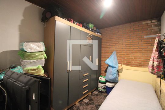 Quarto 1 de casa à venda com 3 quartos, 300m² em Jardim Santo Antoninho, São Paulo