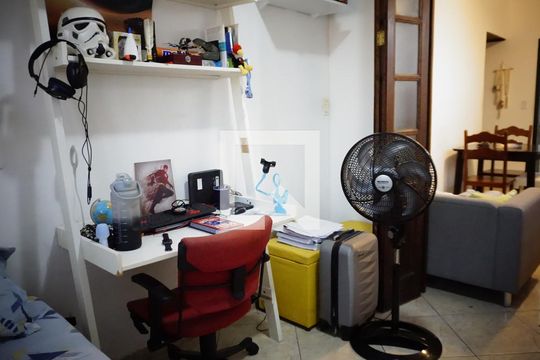 Quarto 2 de casa à venda com 4 quartos, 213m² em Anil, Rio de Janeiro