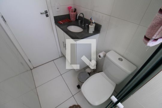 Banheiro de apartamento à venda com 2 quartos, 62m² em Vila Gustavo, São Paulo