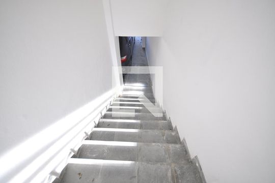 Escada de casa para alugar com 3 quartos, 160m² em Tremembé, São Paulo