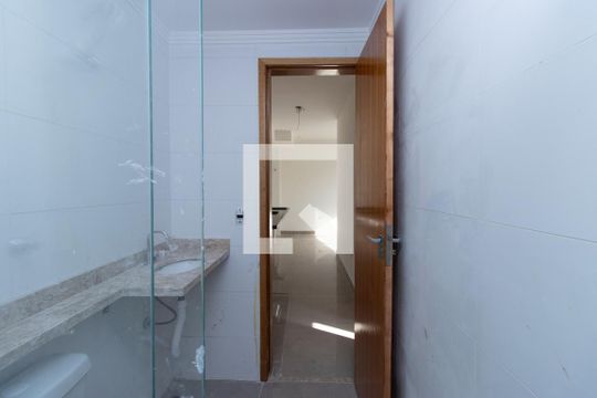 Banheiro de apartamento para alugar com 2 quartos, 45m² em Vila Maria Alta, São Paulo