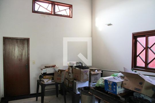 Varanda Localizada no 2 andar / porta da acesso a caixa d'água de casa para alugar com 3 quartos, 200m² em Vila Galvão, Guarulhos