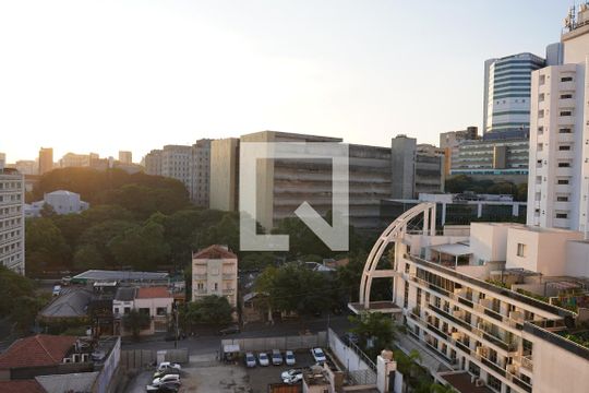 Vista do Quarto 2 de apartamento à venda com 3 quartos, 166m² em Cerqueira César, São Paulo