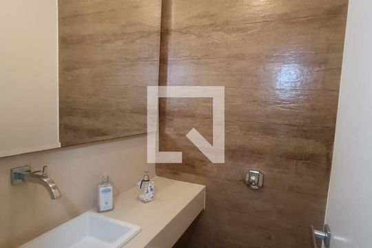 Lavabo  de apartamento à venda com 4 quartos, 278m² em Copacabana, Rio de Janeiro