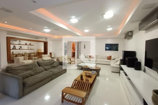 Sala de apartamento para alugar com 4 quartos, 278m² em Copacabana, Rio de Janeiro