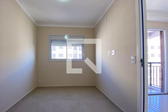 Quarto 1 de apartamento para alugar com 2 quartos, 39m² em Vila Sônia, São Paulo
