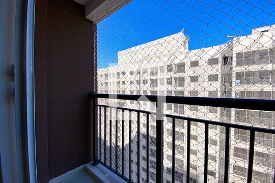 Sacada da sala de apartamento para alugar com 2 quartos, 39m² em Vila Sônia, São Paulo