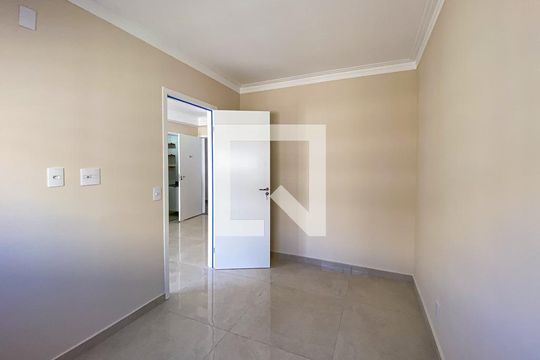Quarto 2 de apartamento para alugar com 2 quartos, 39m² em Vila Sônia, São Paulo