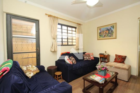Sala  de casa à venda com 3 quartos, 300m² em Jardim das Palmas, São Paulo