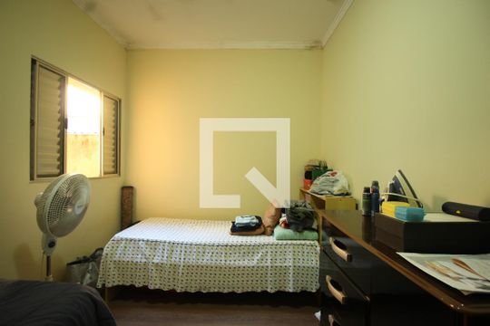Quarto 1 de casa à venda com 3 quartos, 300m² em Jardim das Palmas, São Paulo