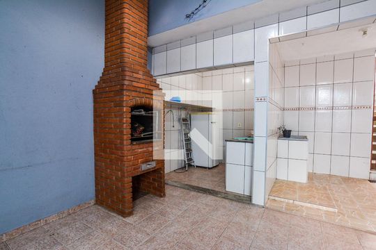 Área gourmet de casa à venda com 3 quartos, 209m² em Parque Gerassi, Santo André