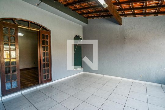 Varanda da Sala de casa à venda com 3 quartos, 209m² em Parque Gerassi, Santo André