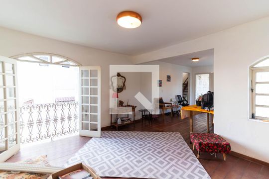 Sala Piso Térreo de casa de condomínio à venda com 5 quartos, 354m² em São Francisco, Niterói