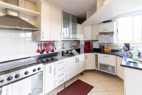 Cozinha Subsolo 1  de casa de condomínio à venda com 5 quartos, 354m² em São Francisco, Niterói