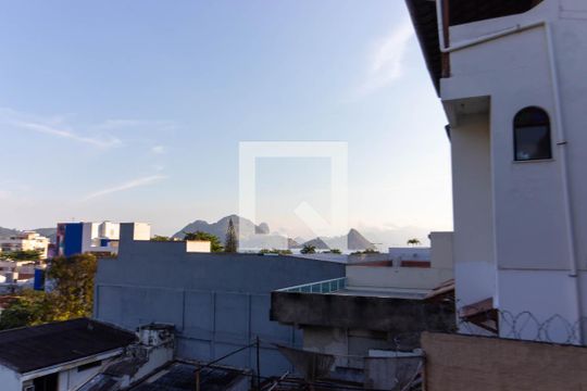 Sala Piso Térreo de casa de condomínio à venda com 5 quartos, 354m² em São Francisco, Niterói