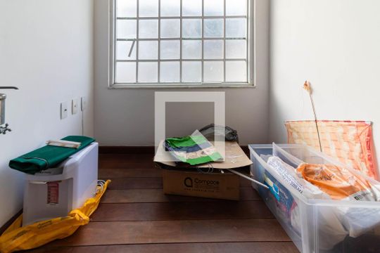 Escadas Piso de casa de condomínio à venda com 5 quartos, 354m² em São Francisco, Niterói