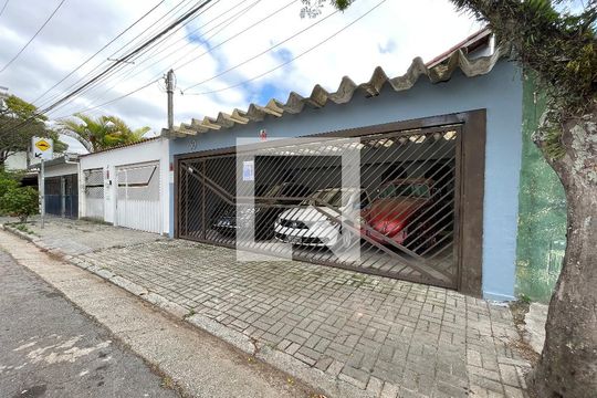 Fachada de casa à venda com 5 quartos, 170m² em Conjunto Residencial Butanta, São Paulo