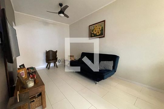 Sala de casa à venda com 5 quartos, 170m² em Conjunto Residencial Butanta, São Paulo