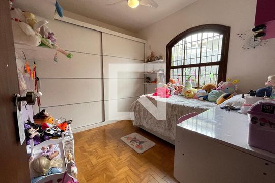 Quarto 1 de casa à venda com 5 quartos, 170m² em Conjunto Residencial Butanta, São Paulo