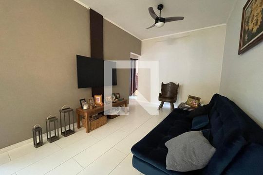 Sala de casa à venda com 5 quartos, 170m² em Conjunto Residencial Butanta, São Paulo