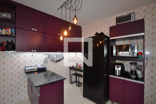 Cozinha de apartamento para alugar com 3 quartos, 80m² em Vila da Penha, Rio de Janeiro